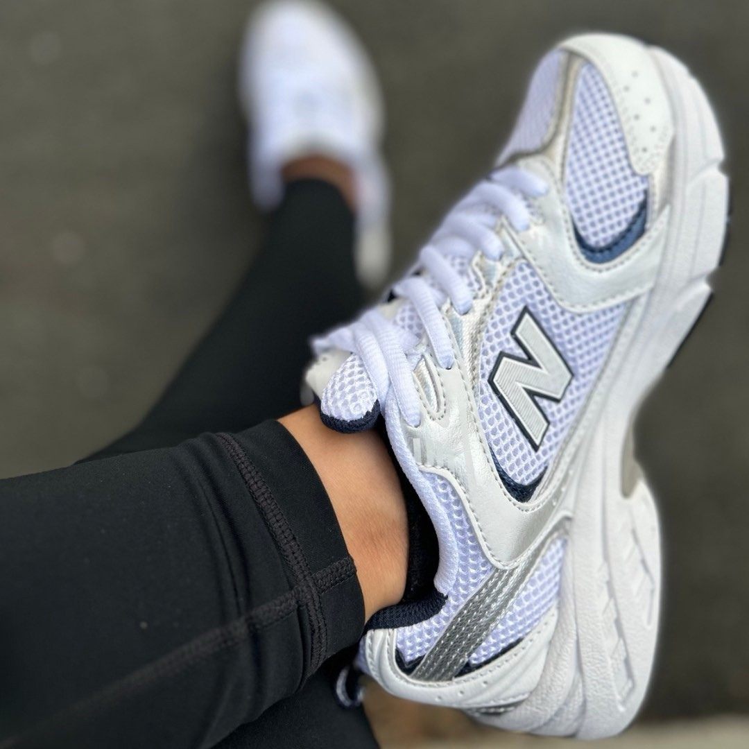 NEW BALANCE 530