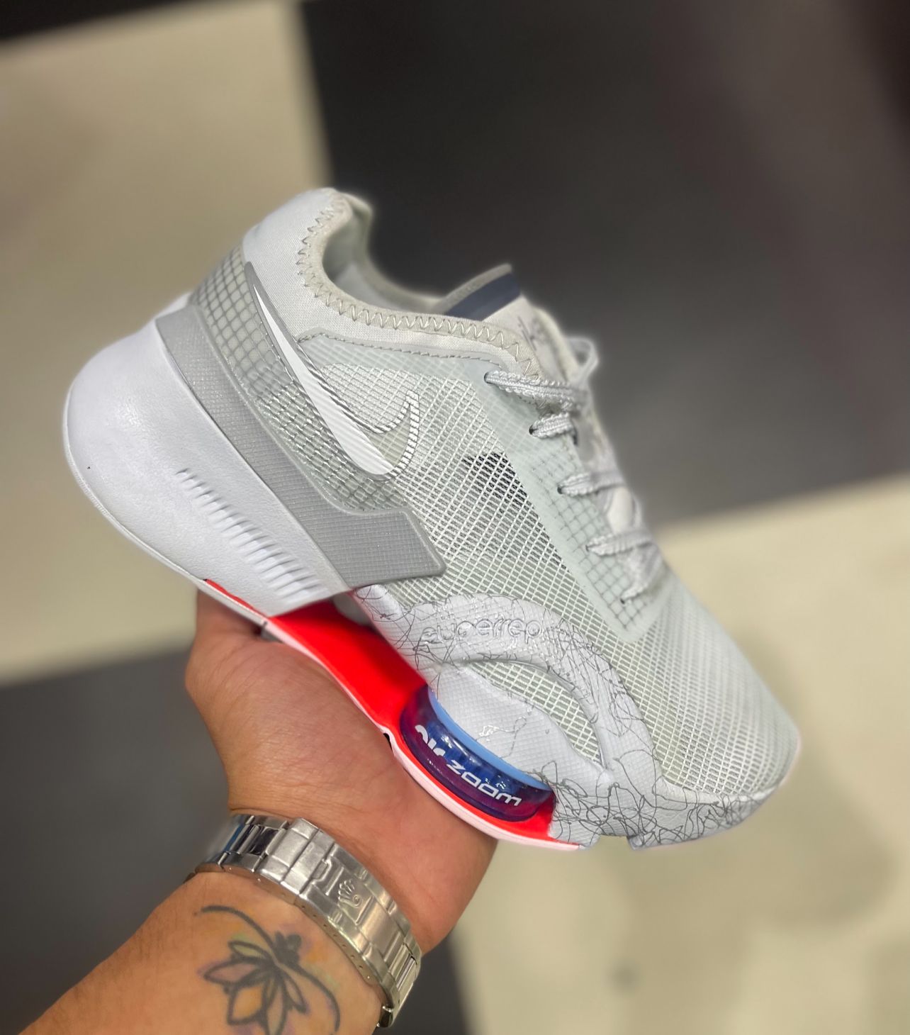 NIKE XOOM SUPERREEP
