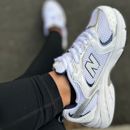 NEW BALANCE 530