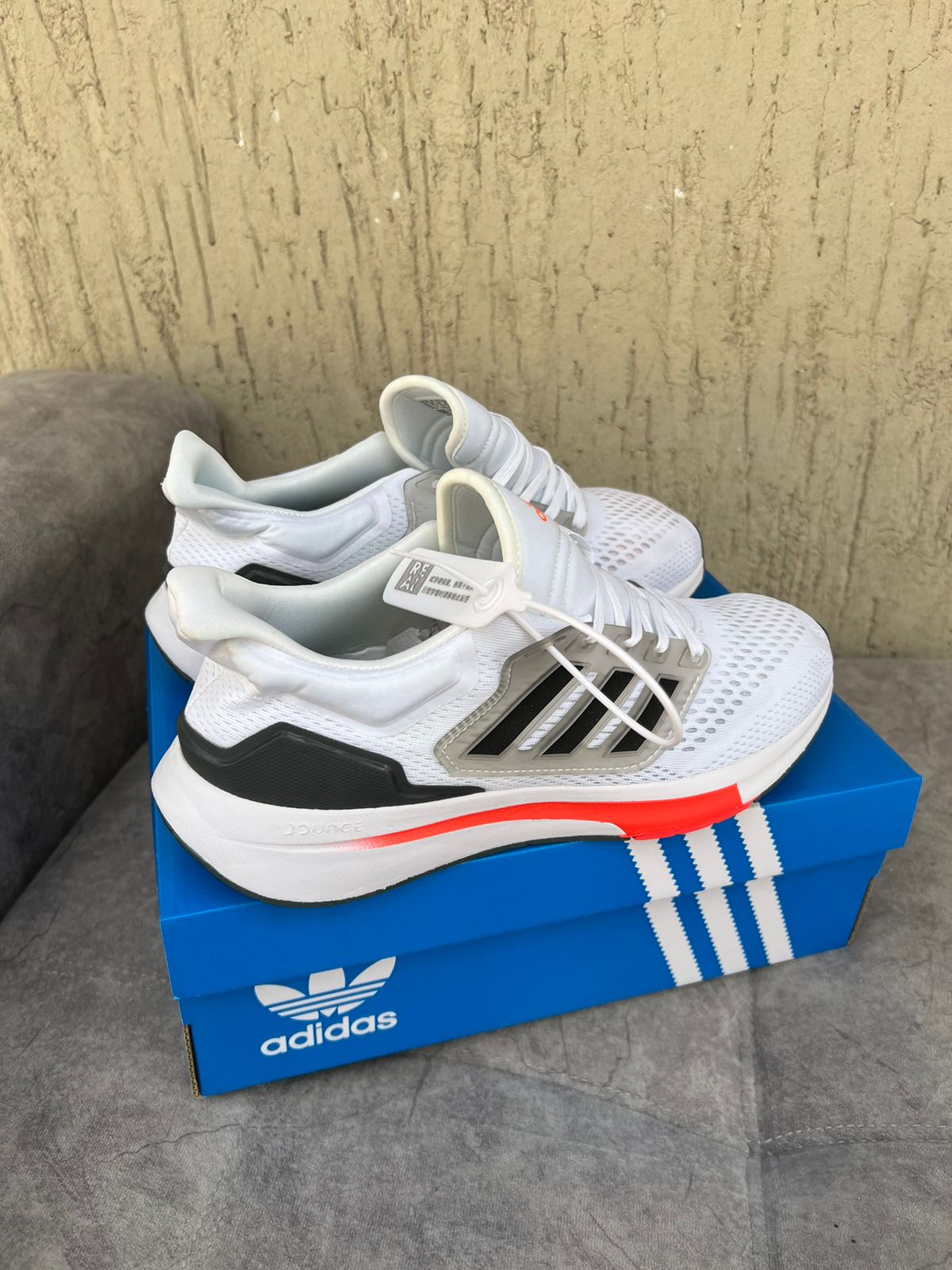 ADIDAS BOUNCE