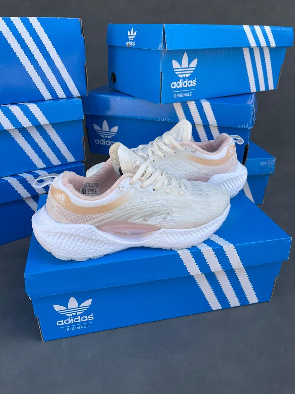 ADIDAS PERFORMANCE