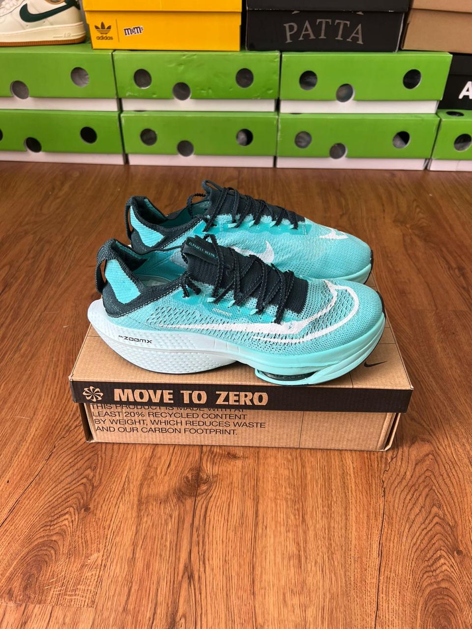 NIKE ZOOMX