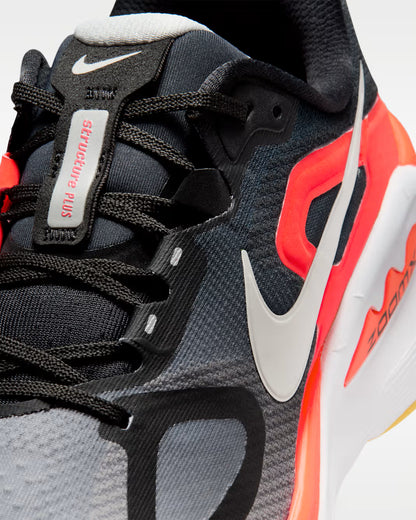 Nike Structure Plus